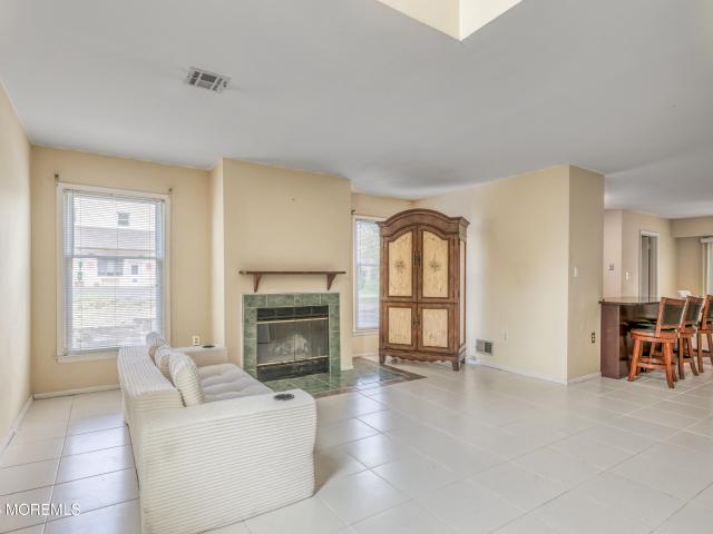 1 Central Avenue Unit 11