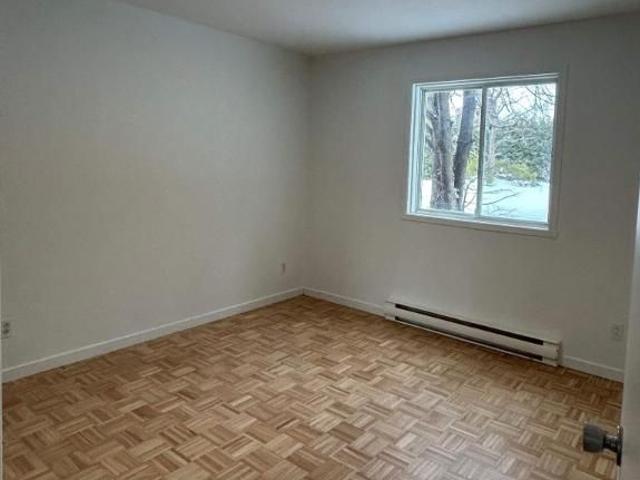 1 CH 1 SDB Saint Charles Borromée $1,040 /mo