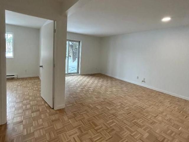 1 CH 1 SDB Saint Charles Borromée $1,149 /mo