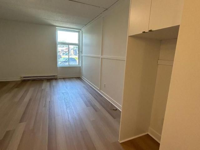 1 CH 1 SDB Saint Charles Borromée $1,149 /mo