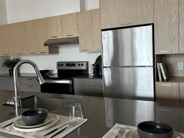 1 CH 1 SDB Terrebonne $1,895 /mo