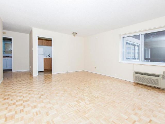 1 chambre 3488 Chemin De La Côte des Neiges, Montréal