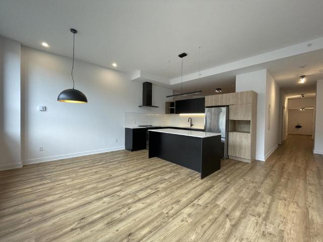 1 chambre 3555 Rue Saint Antoine Ouest, Westmount