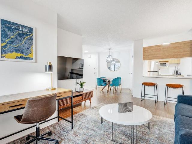 1 chambre 350 Rue Prince Arthur Ouest, Montréal