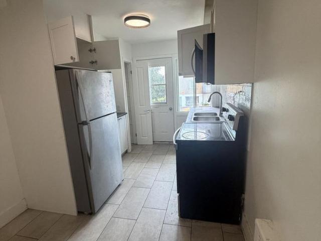 1 chambre 496 Avenue Delmar, Pointe Claire