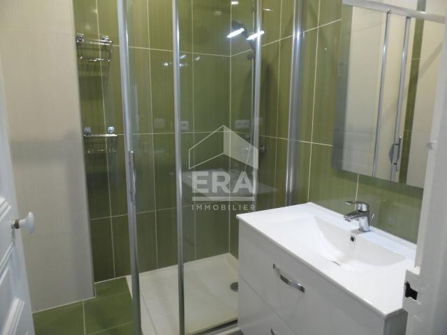 1 chambre en COLOCATION meublée Cannes La Bocca