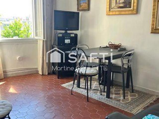 1 chambres, Marseille 2e Arrondissement Provence 13002 102721198