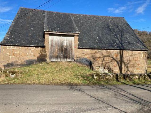 1 chambres, Menet Auvergne 15400 102581769