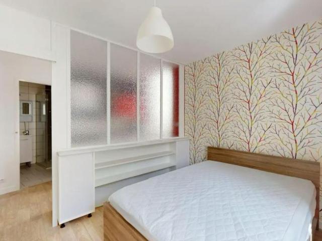1 chambres, Montbazon Montbazon 37250 105338181