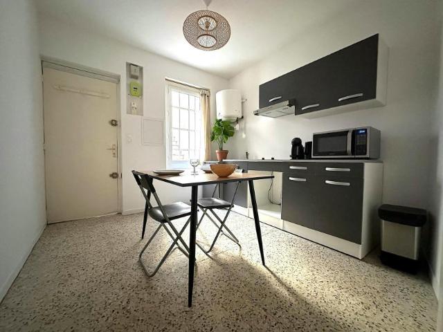 1 chambres, Avignon Avignon 84000 104143673