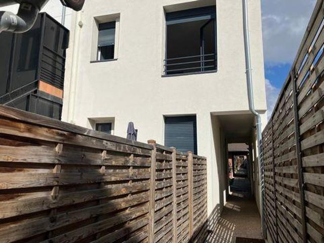 1 chambres, Fontenay Île 94120 100095176