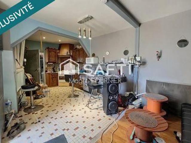 1 chambres, La Selle Pays de la Loire 53800 103383482