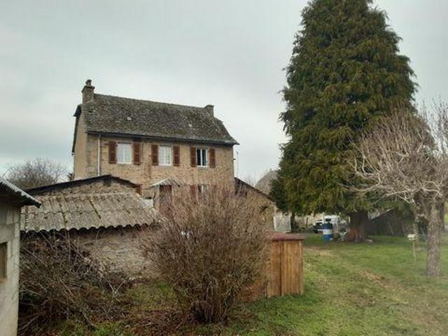 1 chambres, Ladinhac Auvergne 15120 104005880