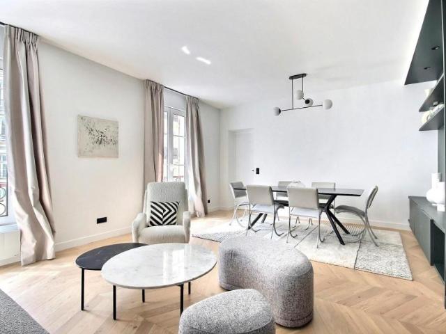 1 chambres, Paris Paris 75007 104843279