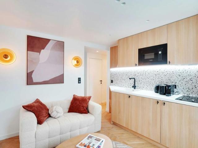 1 chambres, Paris Paris 75008 104639878
