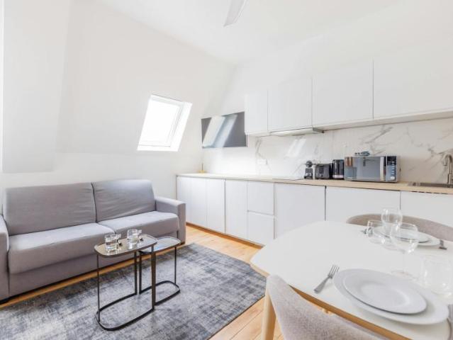 1 chambres, Paris Paris 75008 104941684