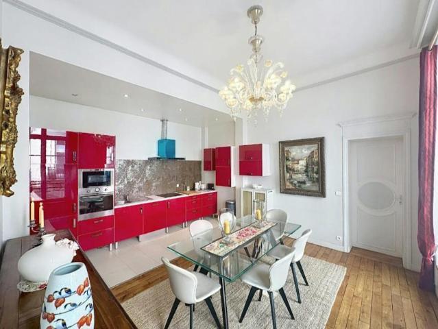 1 chambres, Paris Paris 75001 94949761