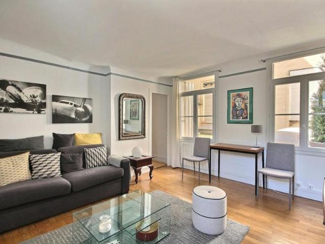 1 chambres, Paris Paris 75003 104784254
