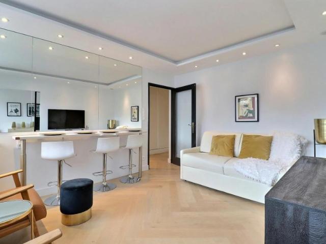 1 chambres, Paris Paris 75015 104992212