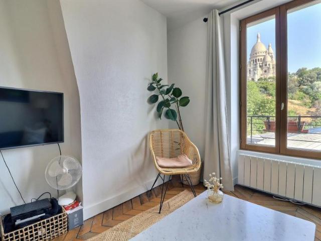 1 chambres, Paris Paris 75018 104599058