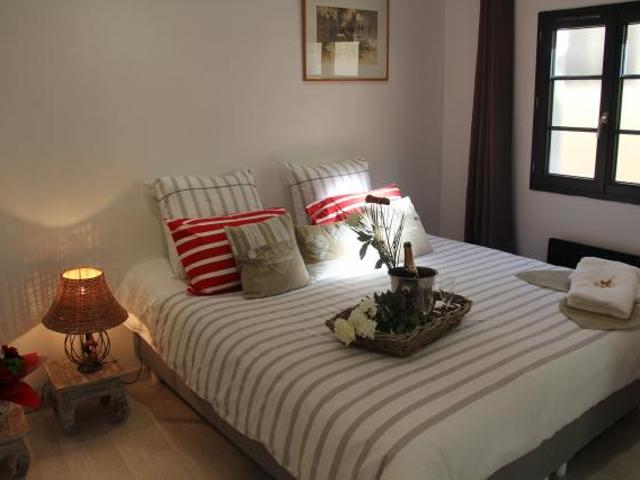 1 chambres, Rochefort Rochefort 17300 65791379