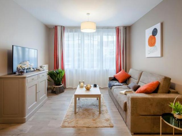 1 chambres, Suresnes Suresnes 92150 72237701