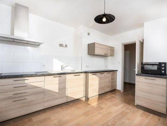 1 chambres, Saint Rhône 42000 99771023