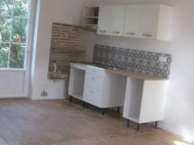 1 chambres, SAINT SYMPHORIEN Aquitaine 33113 105189115