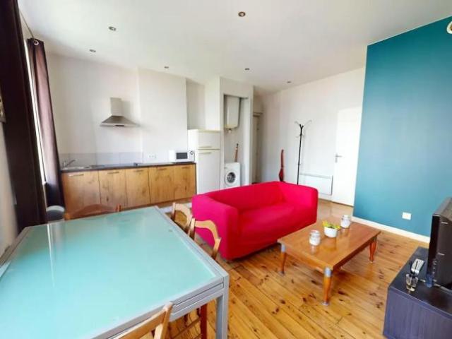 1 chambres, Saint Saint 42100 103800296
