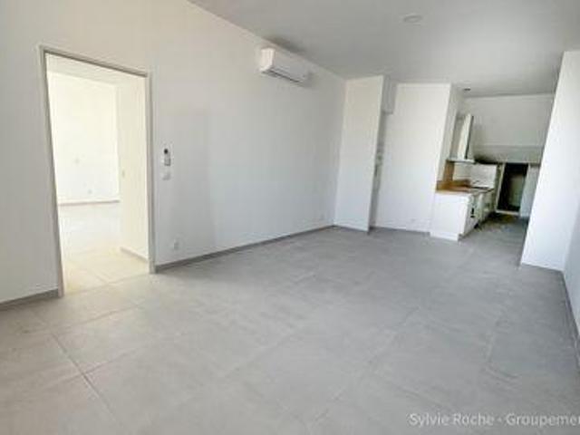 1 chambres, Sérignan Du Comtat Provence Alpes Côte d'Azur 84830 96310513