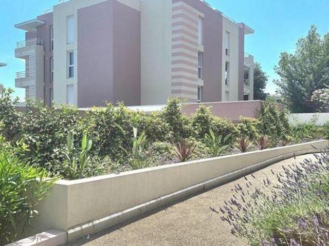 1 chambres, Villeneuve Provence 06270 103182894