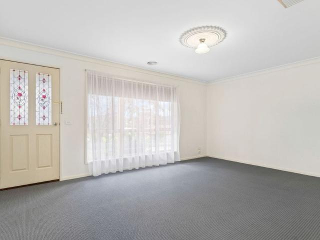 1 Churinga Court, Golden Square