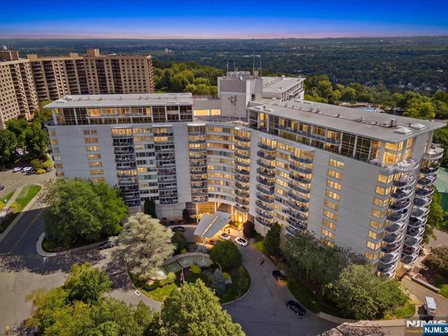1 Claridge Drive # 501
