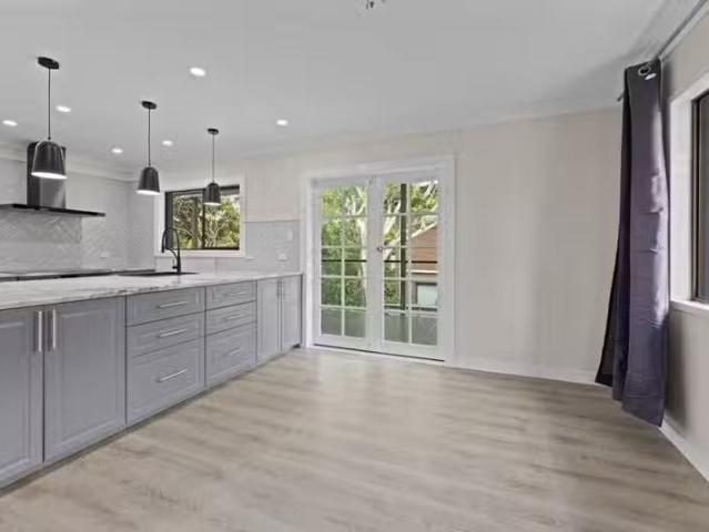 1 Creek Road, BIRKDALE, QLD 4159 House for Rent