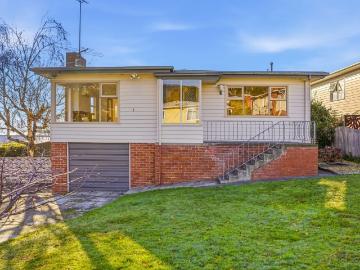 1 croyden avenue, montrose