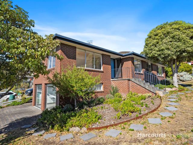 1 Darville Court, BLACKMANS BAY, TAS 7052