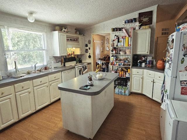 1 Davis St, Wimberley, TX 78676 | MLS #1742