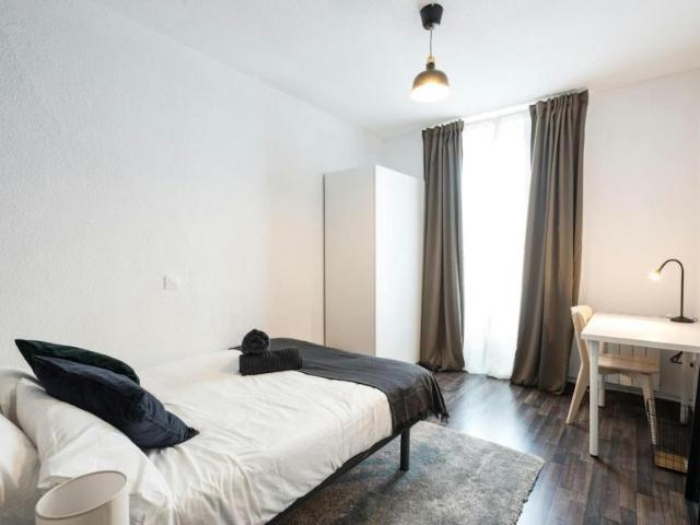 1 Dormitorio Apartamentos Madrid Madrid 103922235