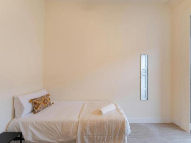 1 Dormitorio Apartamentos Madrid Madrid 103922239
