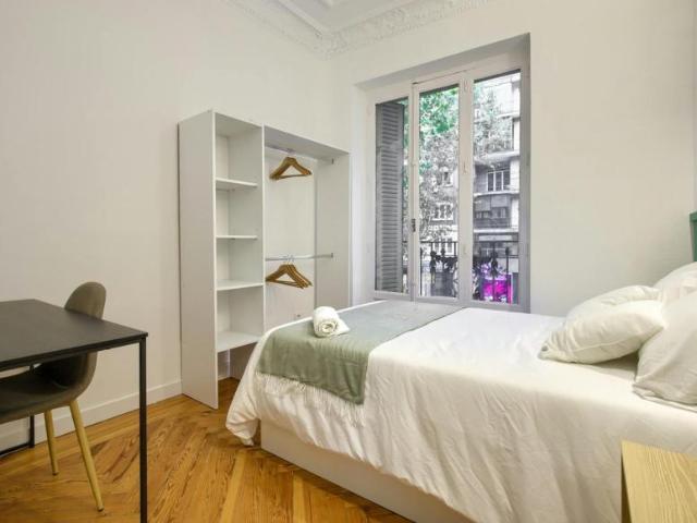 1 Dormitorio Apartamentos Madrid Madrid 103922375