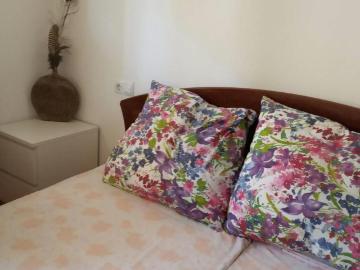 Emigrant, Centro de Esplugues de Llobregat, Sant Joan Despí, Barcelona, Cataluña, Cataluña