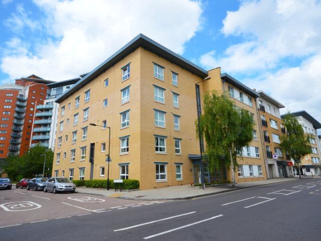 1 Double Bedroom Apartment + Gym