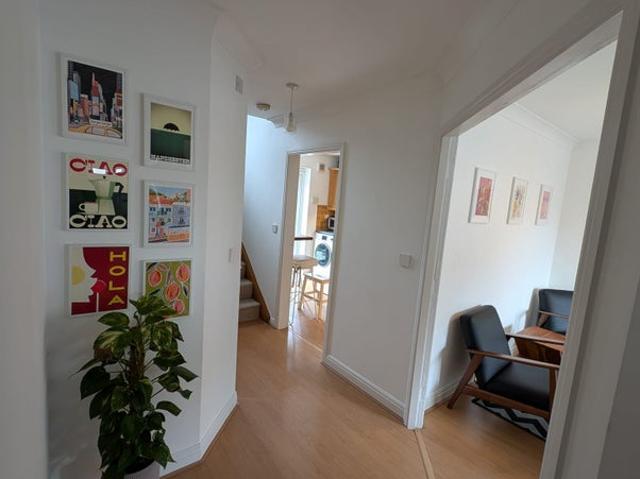 1 Double Bedroom in a 3 Bed Shared Townhouse