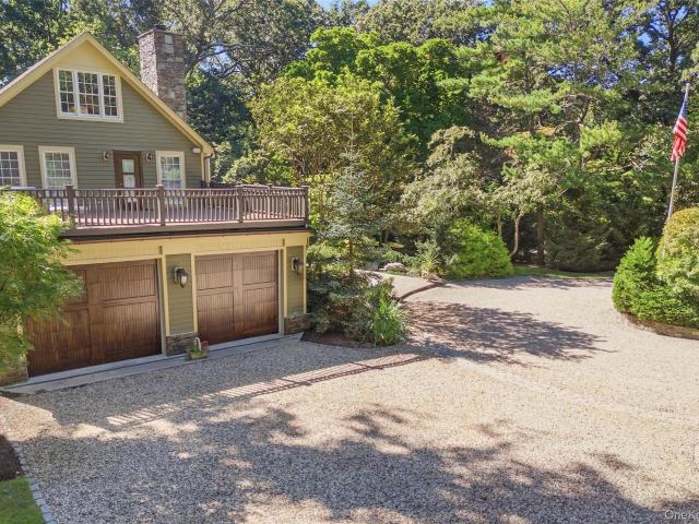 1 Evans Lane