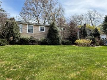 1 Edgewood Ave, Hopkinton, RI 02804 | MLS #1414