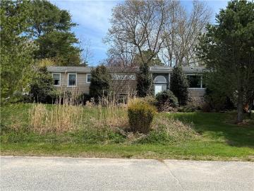 1 Edgewood Avenue