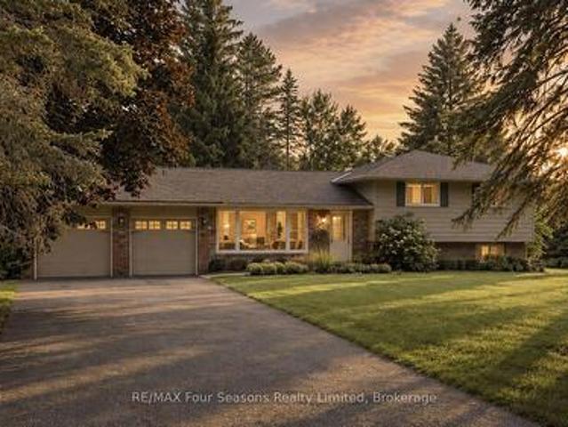 1 Elgin Street, Clearview New Lowell, ON, L0M 1N0 house for sale | Listing ID S13549 | Royal LePage
