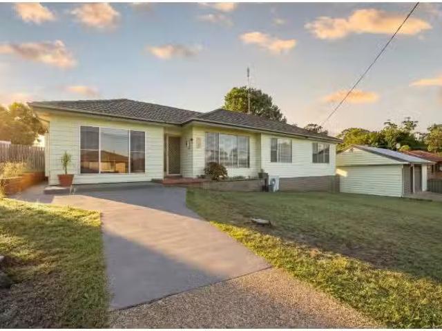 1 Fahey St, Rutherford House for rent Listed by Mieah Gillies.
