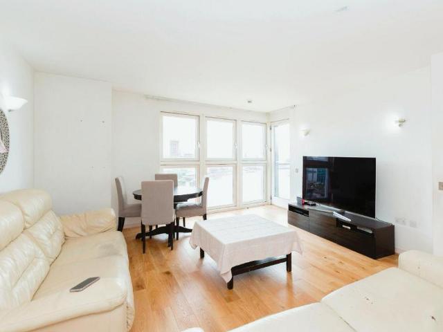 1 Fairmont Avenue, London, E14 9PW, United Kingdom | 1 bed apartment for rent #138315318 | Rentberry