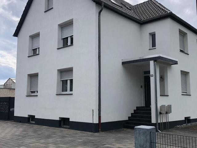 1 Familienhaus mit 3 Wohneinheiten in Bad Lippspringe